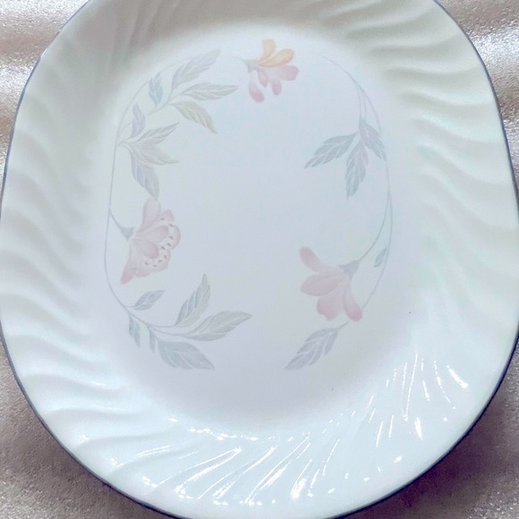 Vintage Corelle Pink Trio Serving Platter. White Swirl Large 12” Long x … - Picture 1 of 3